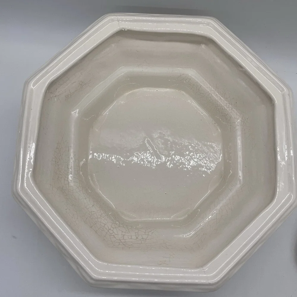 Vintage California Pottery USA Soup Tureen 2qt Octagon White Cream Lidded Lid‎